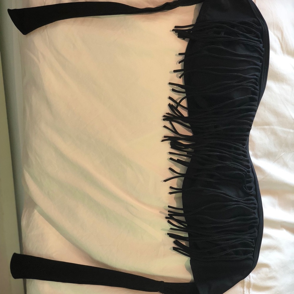Black Bikini TOP - Picture 3 of 4